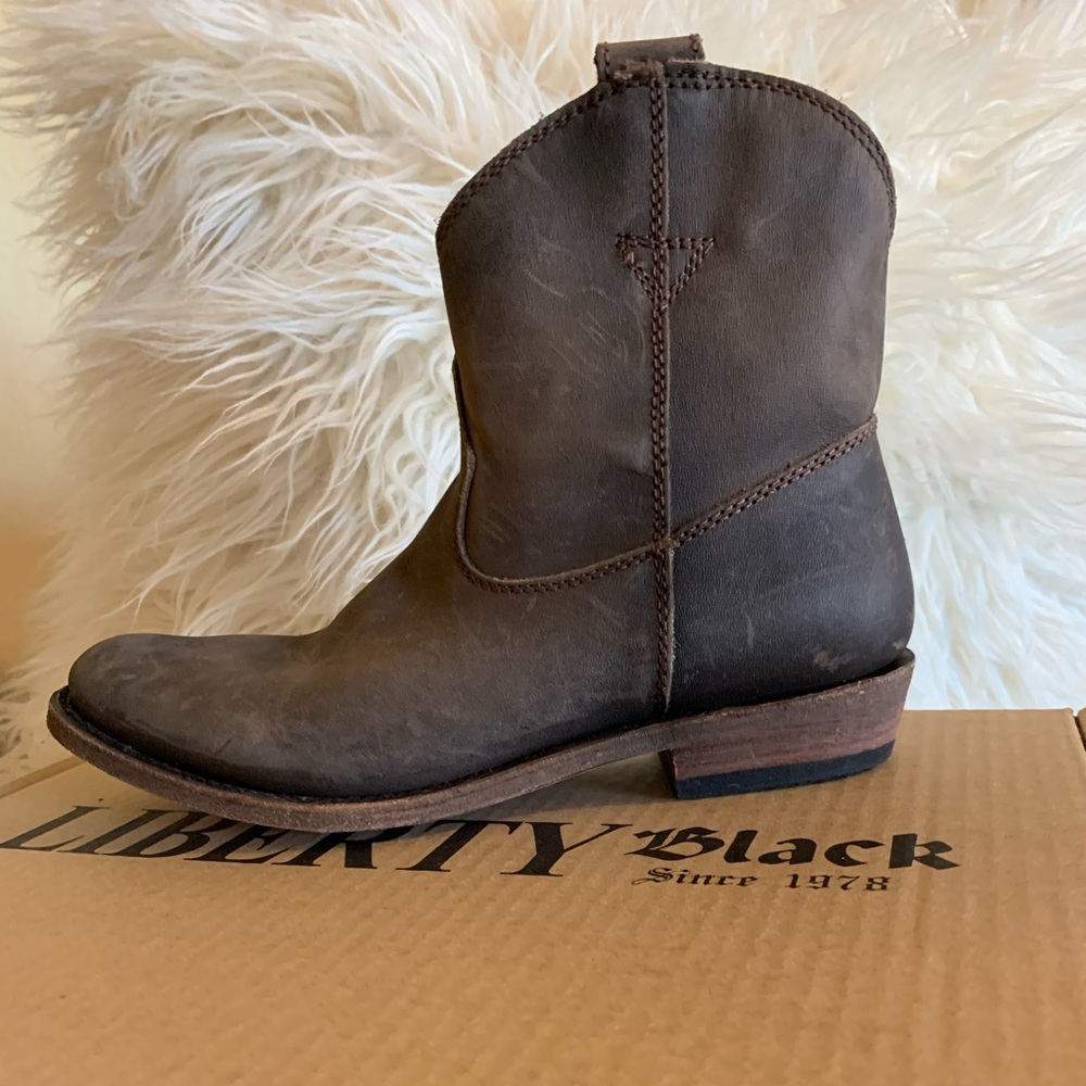 Liberty Blck -711311 Res America Cafe short boot